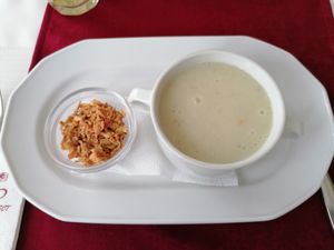 Fokilé - Garlic soup with fried onion at Walzer Etterem es Panzio in Velence
