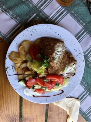 Seitan  at Walzer Etterem es Panzio in Velence