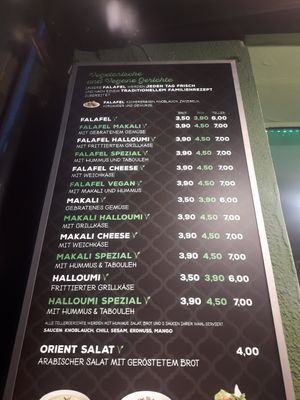 Veg*n menu at Orient Falafel in Berlin