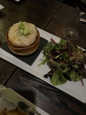 Shepard’s Pie… small but comfy & cute  at SunCafe in Studio City