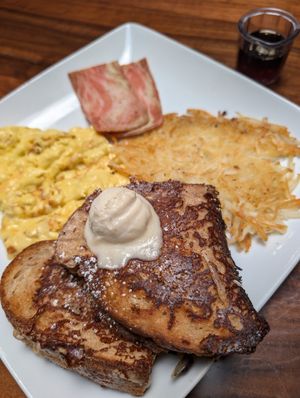 Breakfast set at SunCafe in Studio City