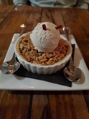 Apple Pie Skillet at SunCafe in Studio City