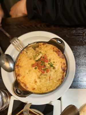 Mac and cheese at SunCafe in Studio City