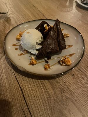 Brow-nie   at Tapasbar Plan B in Breda