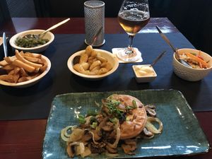 Vegetarische curry pie  at Het Wapen van Schotland in Hooghalen