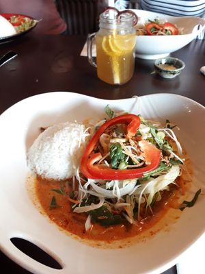 Vegan Curry at Fire Tiger in Berlin