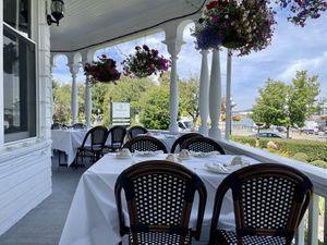 Patio  at Pendray Inn and Tea House in Victoria