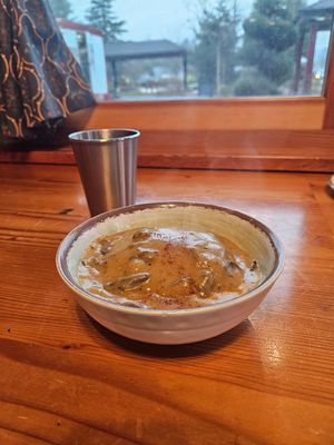 Gluten-Free Biscuits and Mushroom Gravy at The Park Side Cafe in Olympia
