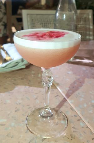 cocktail "Cotton Candy Sour" at Eden in Bondi Beach