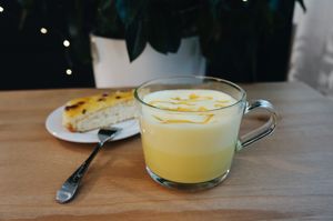 drinks and cakes at Loving Hut - Ikh delguur in Ulaanbaatar