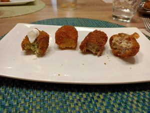 Selección de croquetas at La Cookessa Bio in Granollers