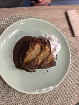 Pastís de poma amb nata increïble   at La Cookessa Bio in Granollers