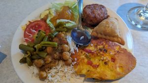 Vegan options at the Saturday lunch buffet at Gateway To India in Springfield