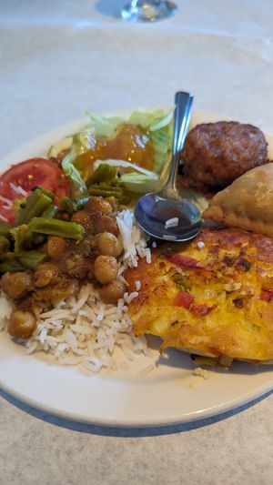Vegan options at the Saturday lunch buffet at Gateway To India in Springfield