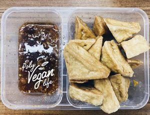 Fried tofu at Khun Churn - Mediplex in Bangkok