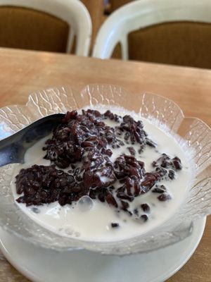   at V. Napaphud Vegetarian Food in Chiang Mai