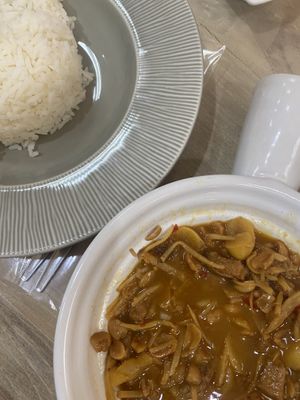   at V. Napaphud Vegetarian Food in Chiang Mai