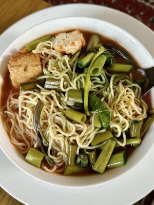 Yen ta four, takeaway (85 THB)  at V. Napaphud Vegetarian Food in Chiang Mai