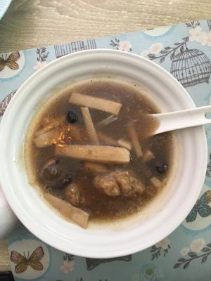 Fish Maw Soup at V. Napaphud Vegetarian Food in Chiang Mai