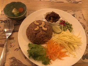 Mock pork with rice  at V. Napaphud Vegetarian Food in Chiang Mai
