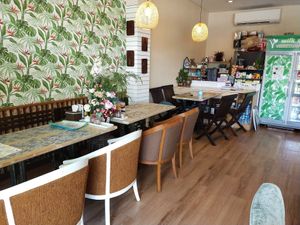 Clean at V. Napaphud Vegetarian Food in Chiang Mai