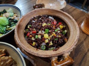 Fried rice with pineapple at Ngon Vegan Restaurant in Tam Coc