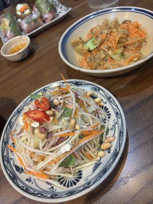 Papaya salad, tempeh in ginger and peanut sauce   at Ngon Vegan Restaurant in Tam Coc