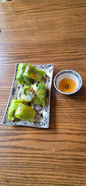 Fresh spring roll at Ngon Vegan Restaurant in Tam Coc