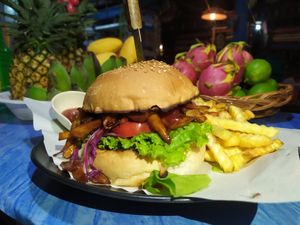 BBQ Mushroom burger at Happy Cup Restaurant in Pai
