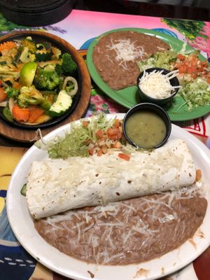 fajitas, modified fajita burrito to be vegan at La Plaza Fiesta in Madelia