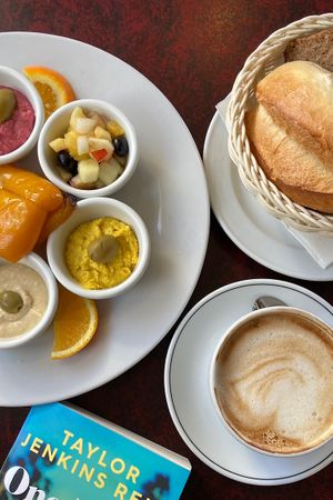 Veganes Frühstück   at Goldmund  in Cologne