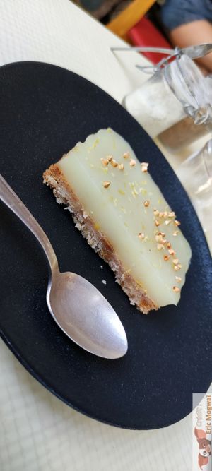 lemon shortbread tart at Xuxu in Biarritz
