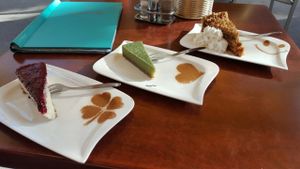 Lovely (clearly marked as) vegan cakes at The Heart of Joy in Salzburg