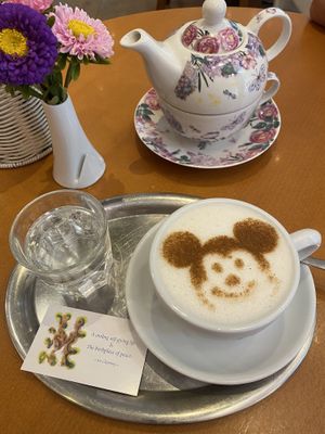 Chai Latte mit Reismilch at The Heart of Joy in Salzburg
