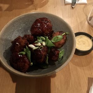 Cauliflower wings with vegan mayo  at Lab071 in Leiden