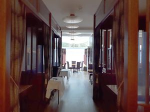 Indoor seating at Namun in Bad Ragaz