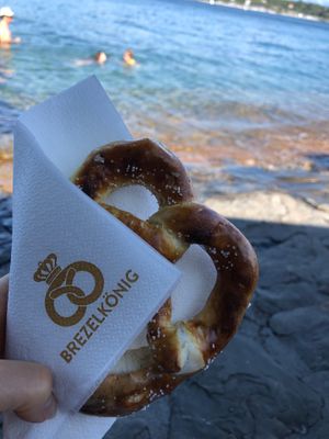 Petit (small) bretzel at Brezelkönig in Geneva