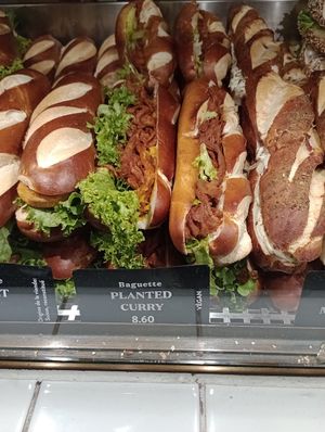 Curry 🥖 at Brezelkönig in Geneva