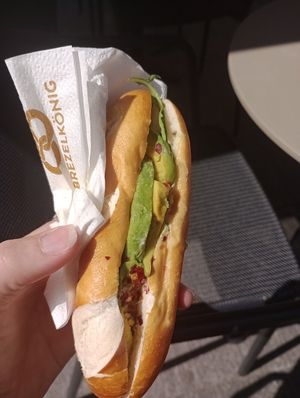 Avocado bun at Brezelkönig in Geneva