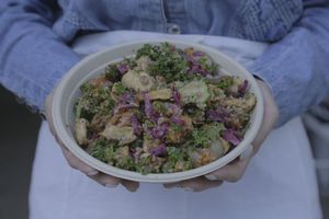 UUUU Mediterranean salad at Happea's in Miami