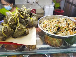 Dishes available at San De Vegetarian 三德 - Blk 256 Yishun in North Singapore