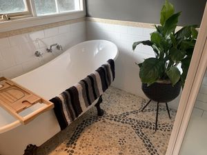 New bath in 2 bedroom, 2 bathroom cottage at Stephanie's Country Cottages in Drummond North