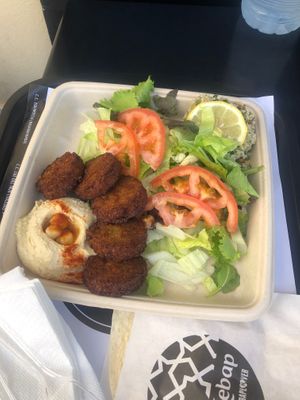 Plato Vegetal (falafel) at Beykebap in Ibiza