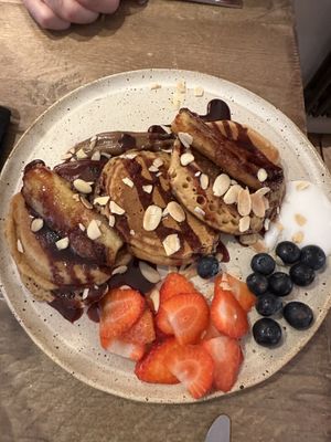 Vegan pancakes🤩  at The Hairy Barista in Totnes