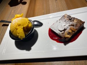 😋  at Peppes Pizza in Bergen