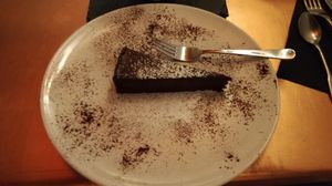 Vegan chocolate cake at Babi Como in Como