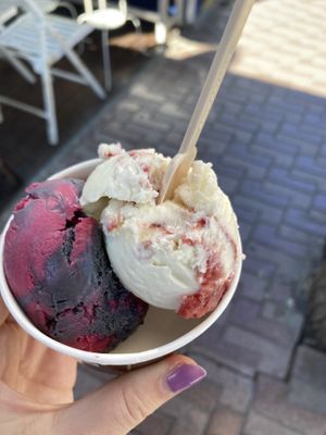 Cream and strawberry, black vanilla and berries  at AntiuXixona in Mallorca