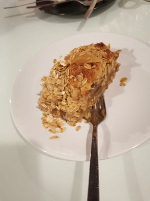 Crumble de maçã at Gosto Superior in Braga