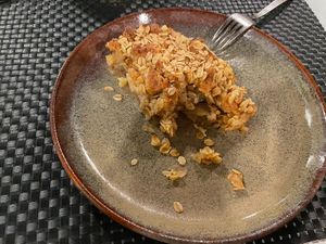 Crumble de maçã 😋  at Gosto Superior in Braga