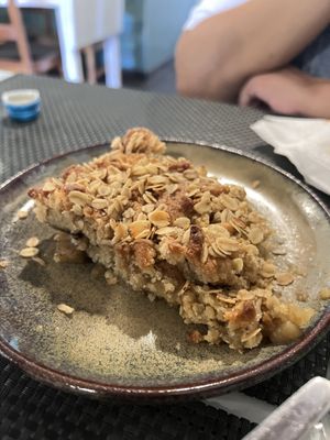 Apple crumble  at Gosto Superior in Braga